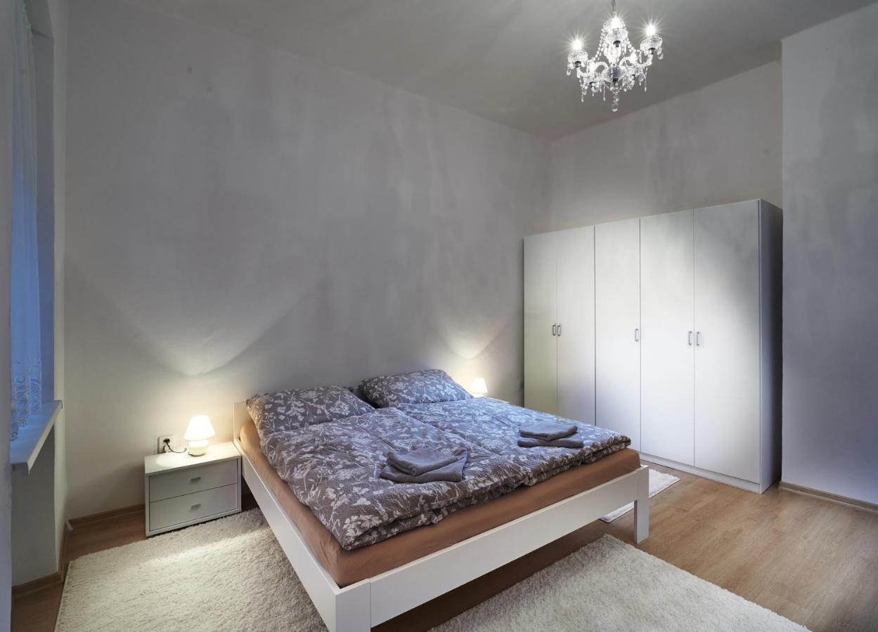 Apartman Bb Centrum Banská Bystrica Exterior photo
