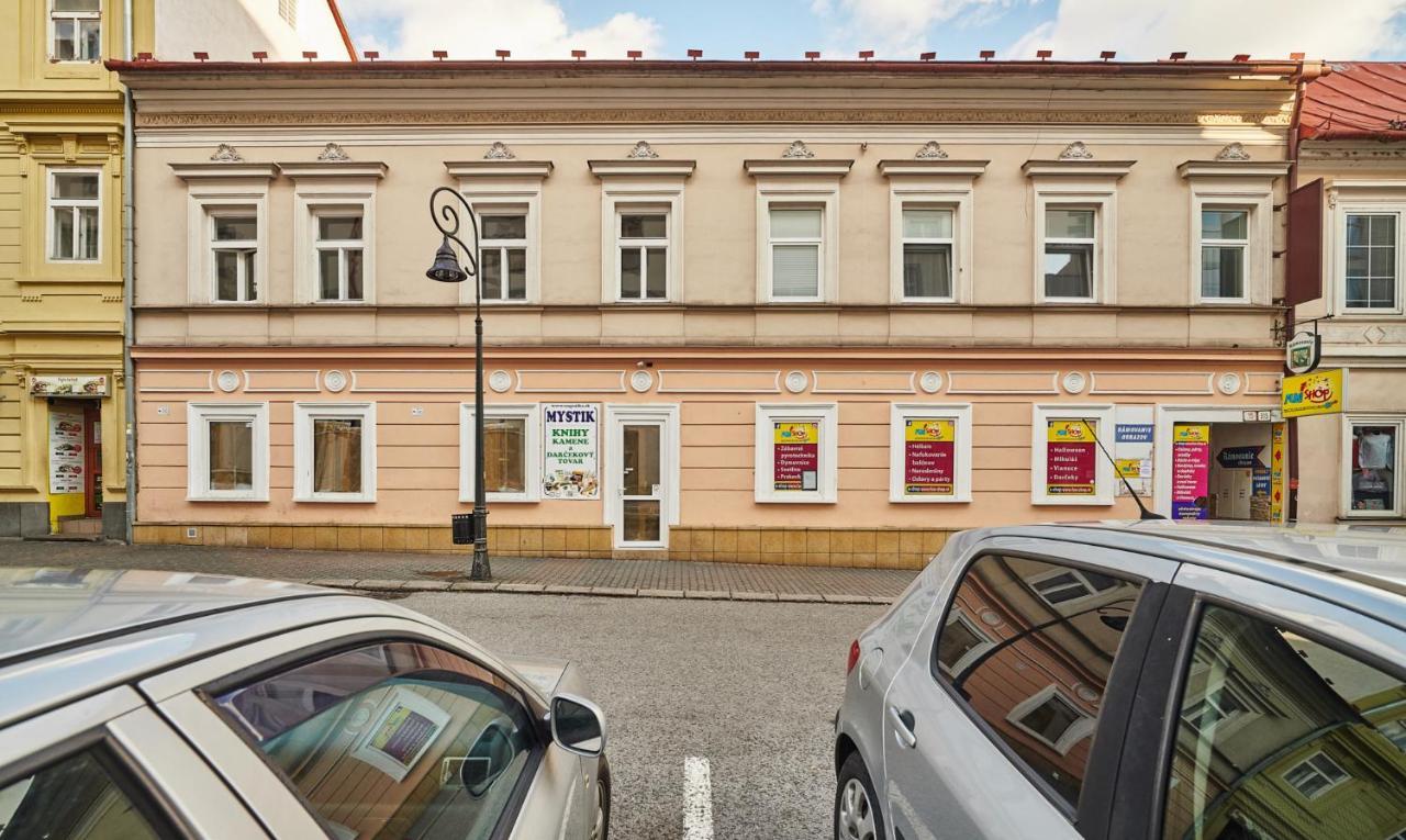 Apartman Bb Centrum Banská Bystrica Exterior photo