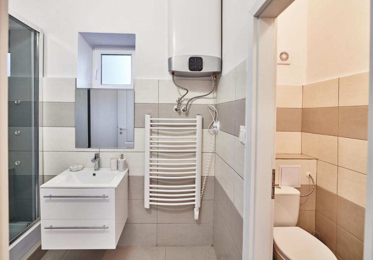 Apartman Bb Centrum Banská Bystrica Exterior photo
